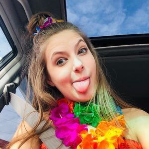 Meet your Posher, Paige